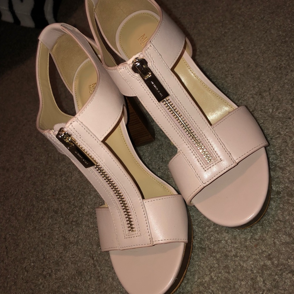 Michael Kors Pink Women’s Heels Size 6
